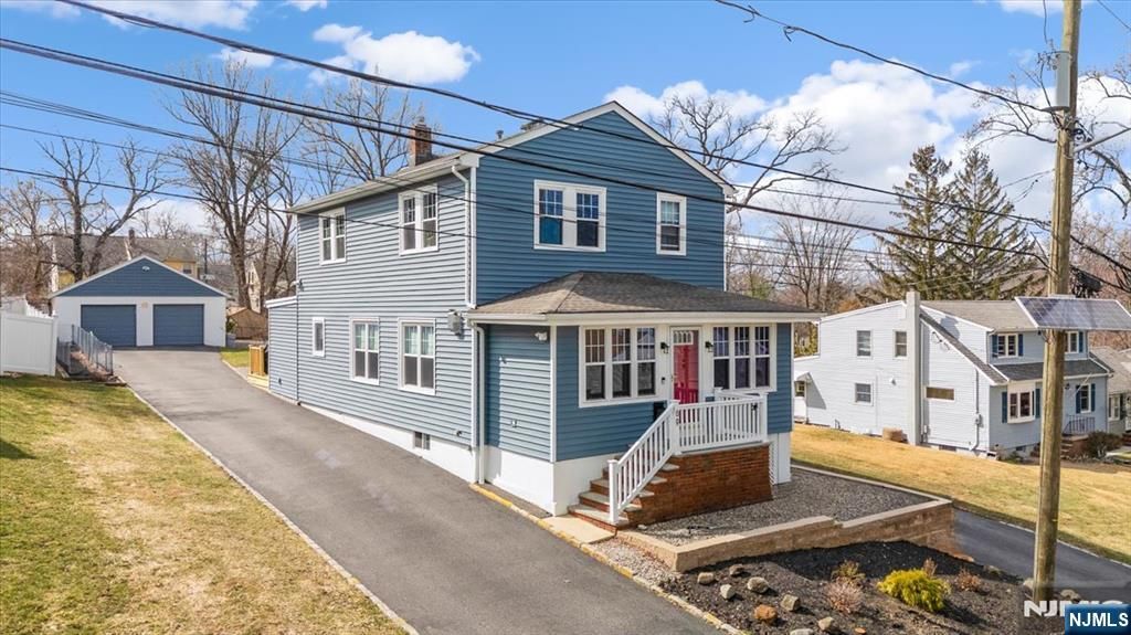 Photo of 69 Mountain Avenue, Cedar Grove, NJ 07009 (MLS # 26014266)