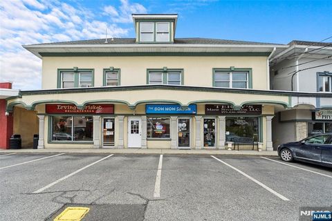 Photo of 575 High Mountain Rd #3, North Haledon, NJ 07508 (MLS # 25040997)