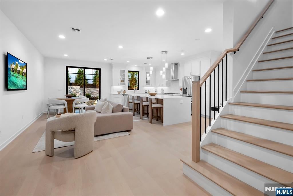 9 Fey Place