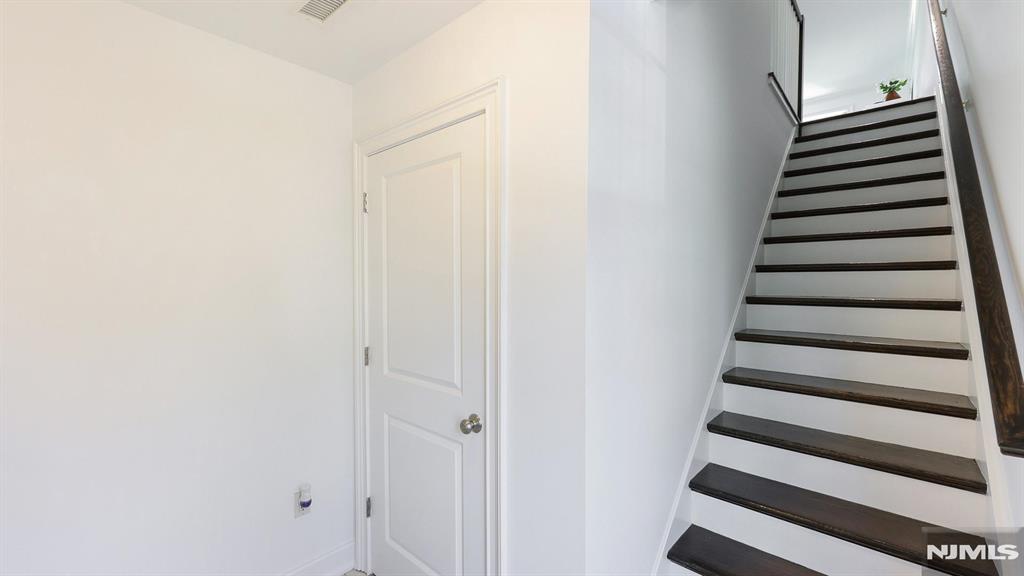 1625 Paterson Plank Road 10