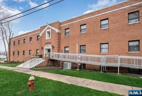 Photo of 200 S Route 17 #200, Mahwah, NJ 07430 (MLS # 26033686)