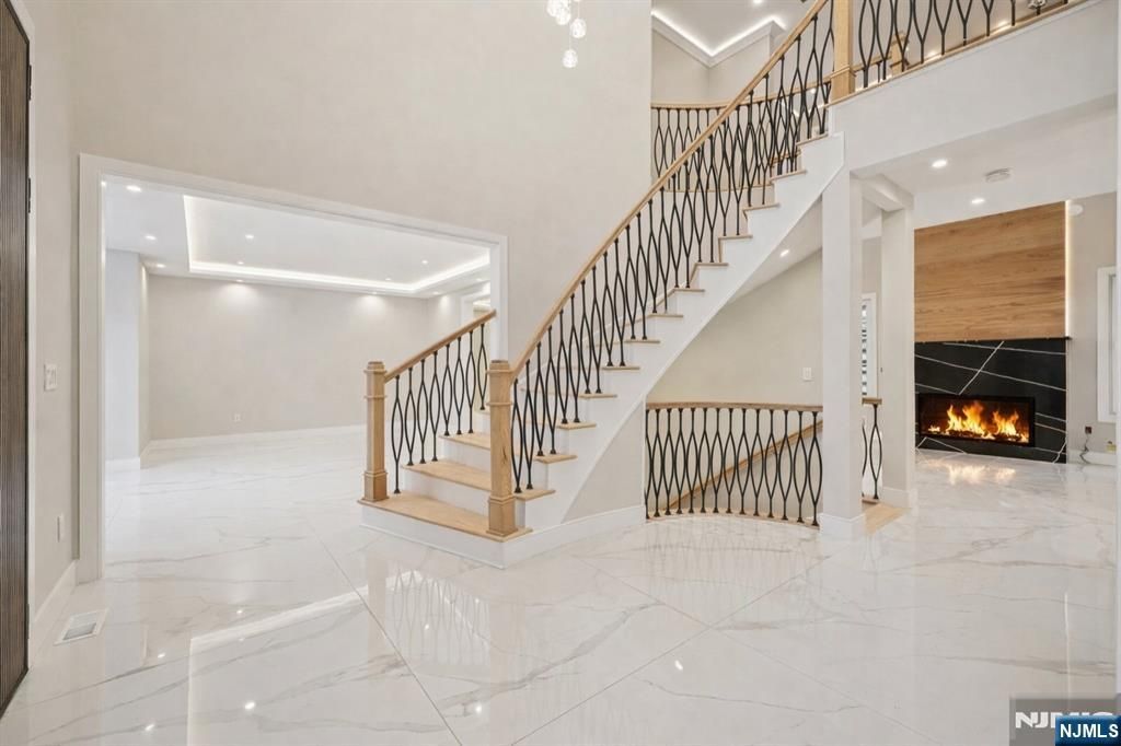 Photo of 25 Macarthur Avenue, Closter, NJ 07624 (MLS # 26013295)