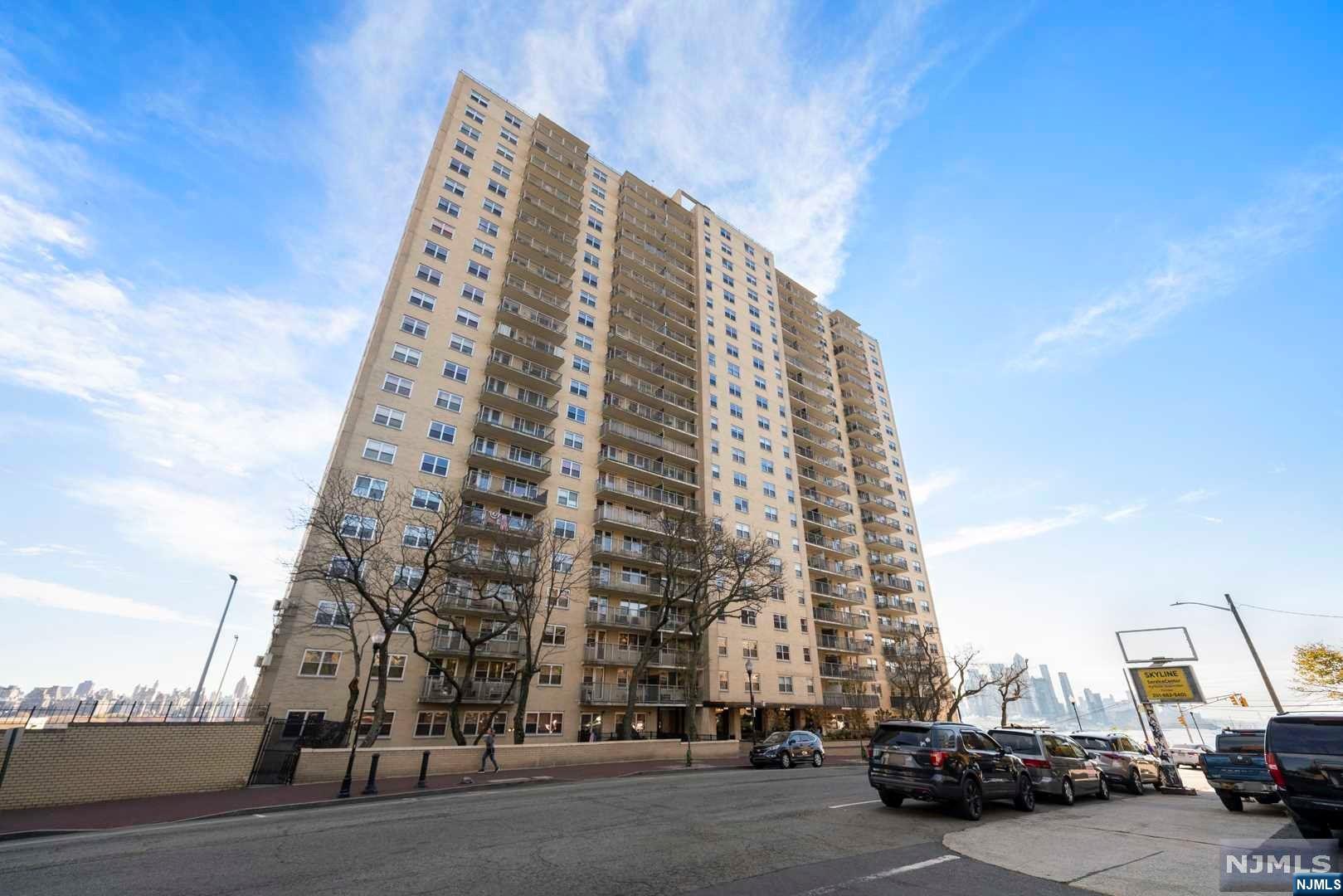 Property for Sale at 6600 Boulevard East 16F, West New York, New Jersey - Bedrooms: 1 
Bathrooms: 1  - $229,000