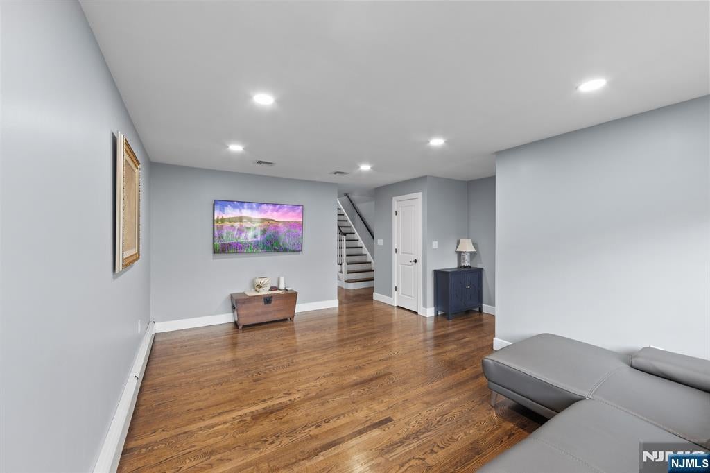 266 Grant Avenue A