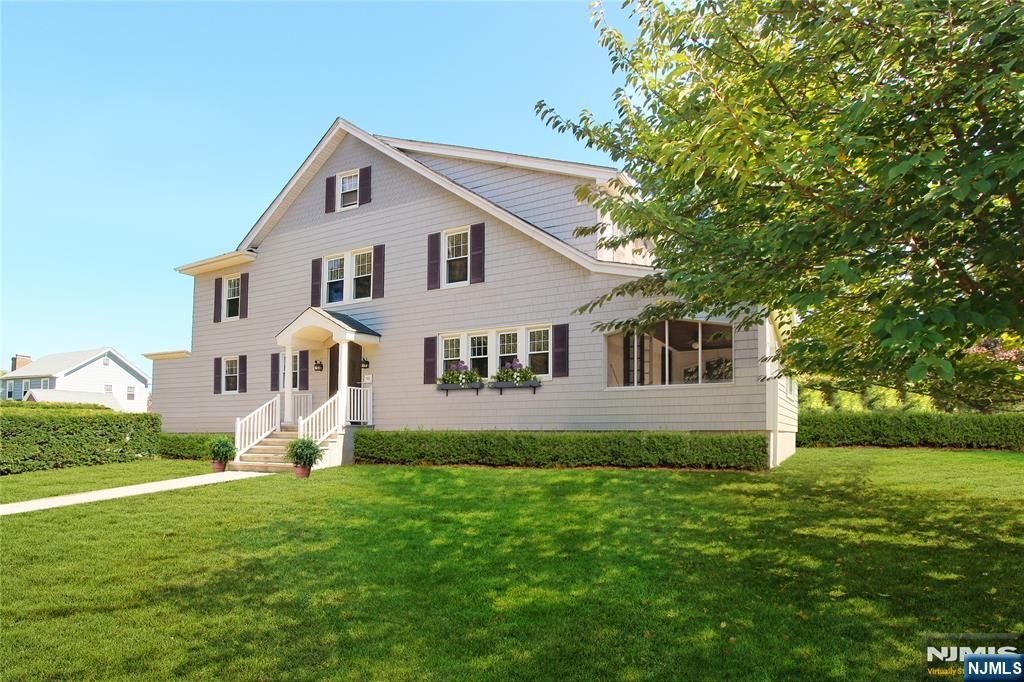 Photo of 72 Whitford Avenue, Nutley, NJ 07110 (MLS # 25035803)