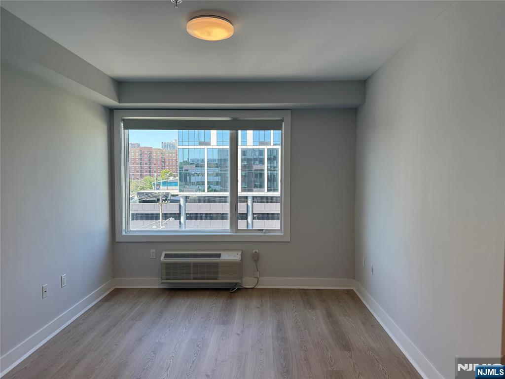 2150 N Central Road 409