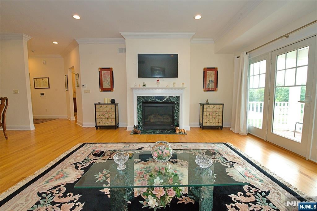 5 Tenakill Park E 317
