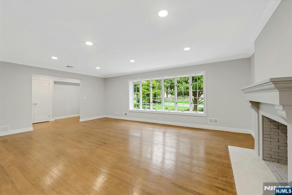 242 Brook Street
