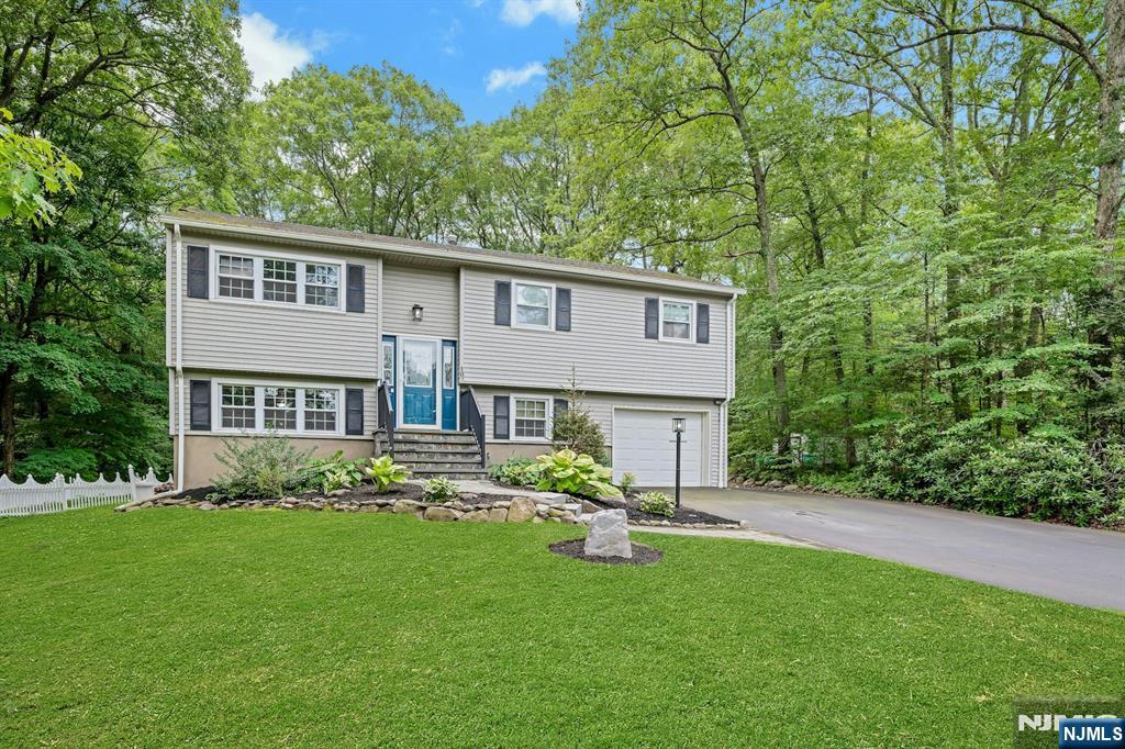 107 Mountain Circle