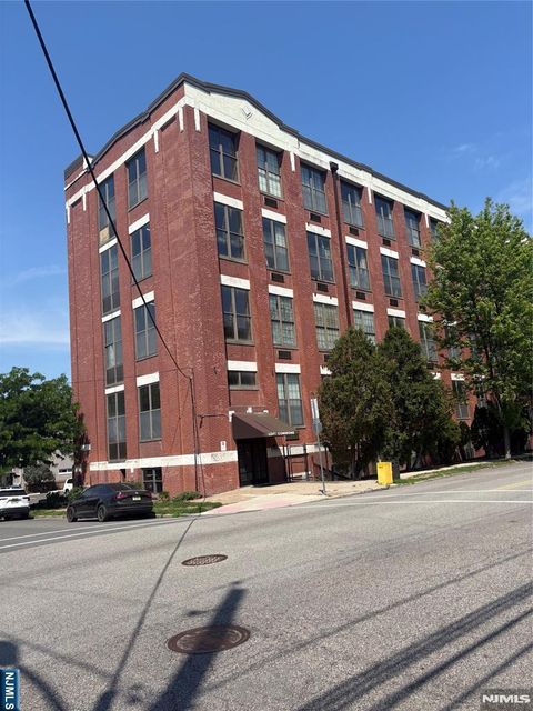 Photo of 366382 Trenton AVE #4E, Paterson, NJ 07503 (MLS # 26018414)