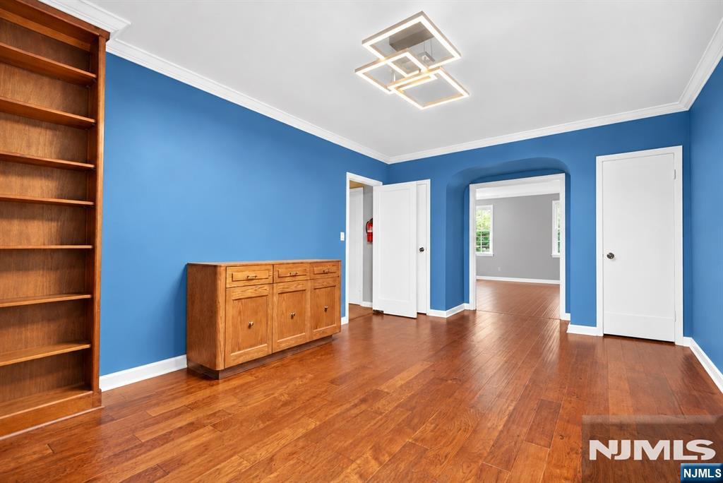 185 E Palisade Avenue D11B