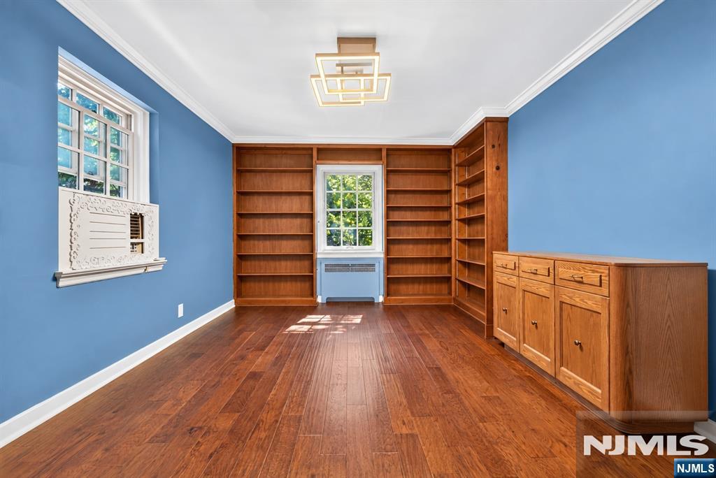 185 E Palisade Avenue D11B