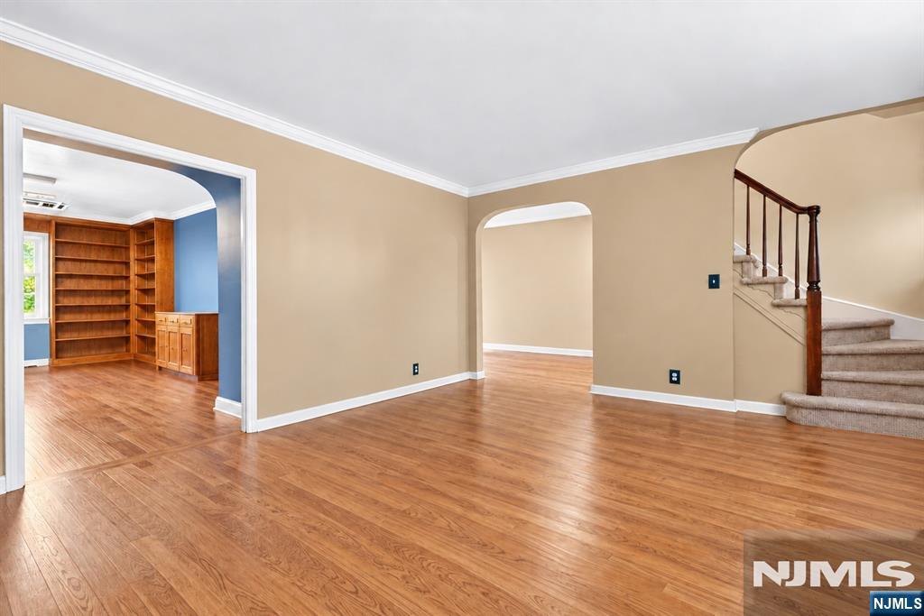 185 E Palisade Avenue D11B