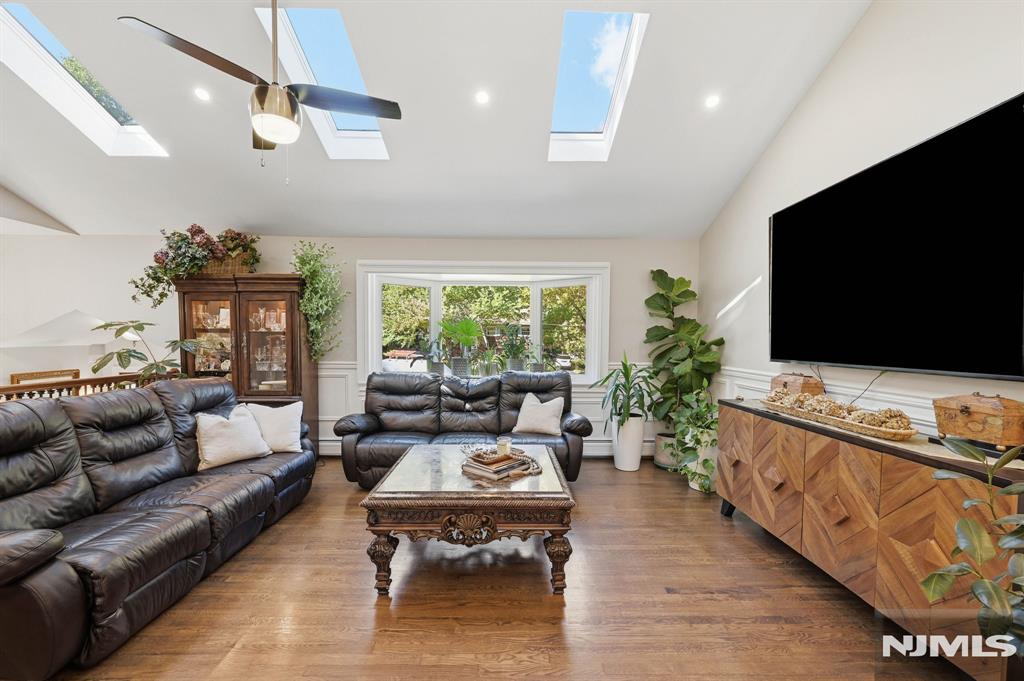 9 Ponderosa Place