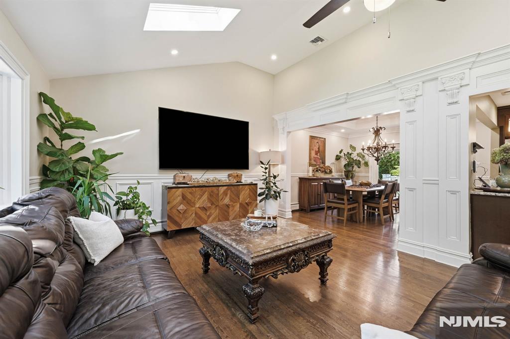 9 Ponderosa Place