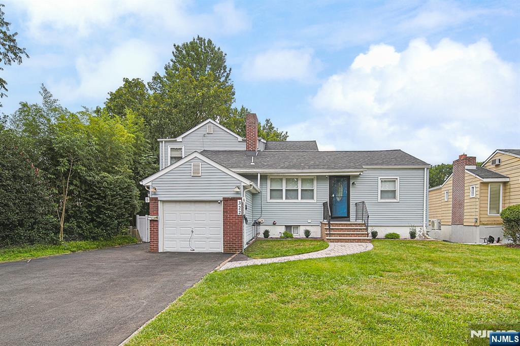 322 Hickory Avenue