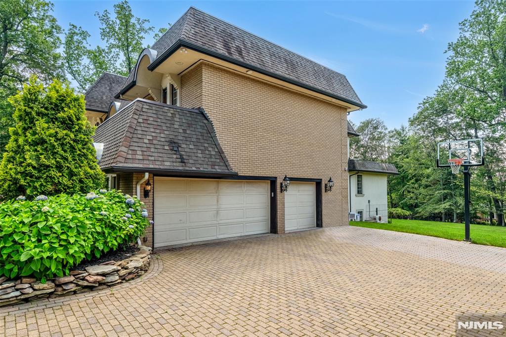 82 Jackson Drive