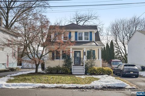 392 Lehigh Street Wyckoff NJ 07481