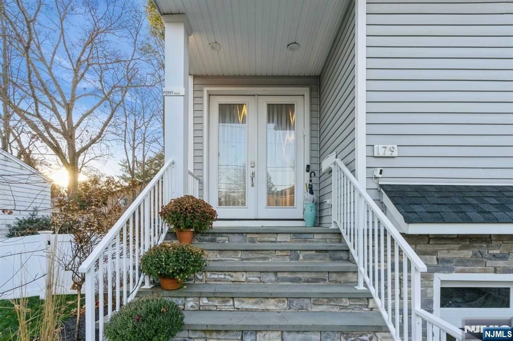 Photo of 179 5th Street, Cresskill, NJ 07626 (MLS # 26012558)