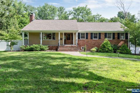 Photo of 425 Clinton Avenue, Wyckoff, NJ 07481 (MLS # 26029229)