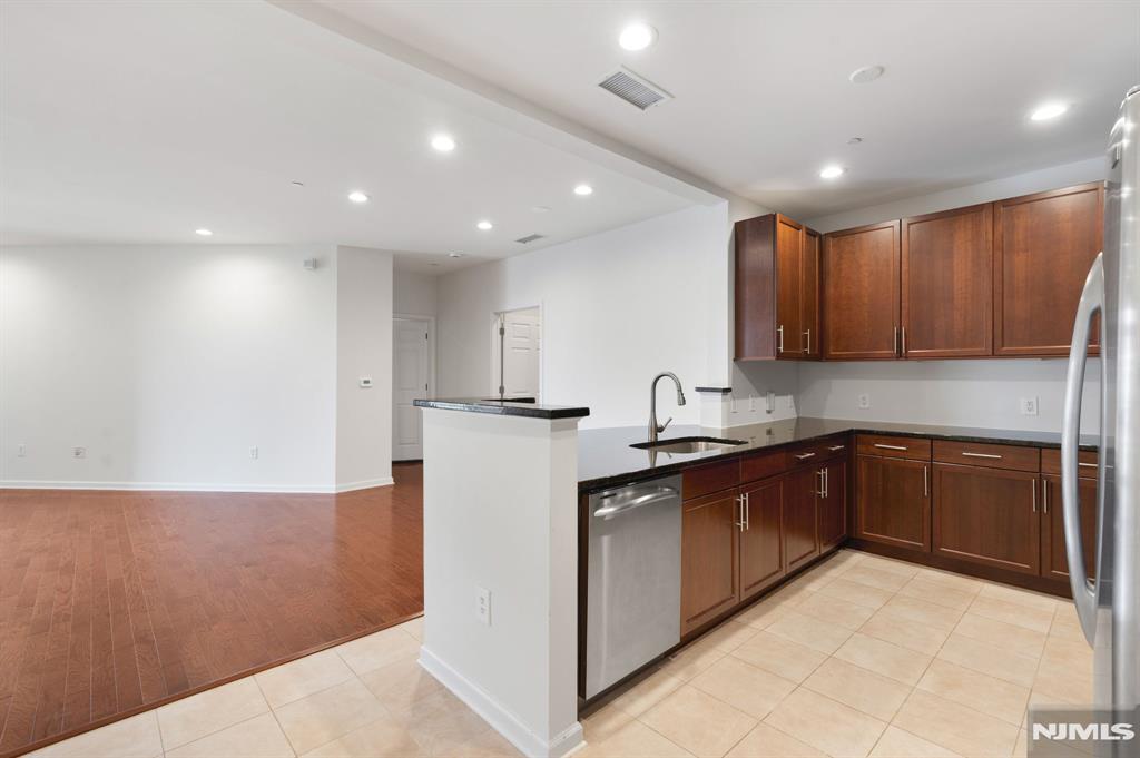 3308 Riverview Avenue 308