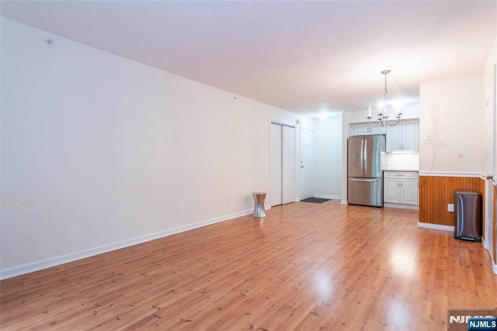 1406 Faulkner Court