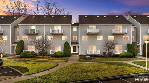 93 Presidential Drive Englewood NJ 07631