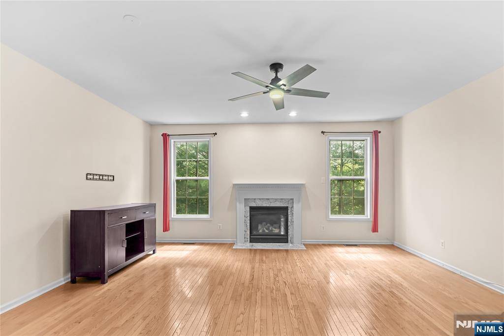 586 Brittany Circle 586