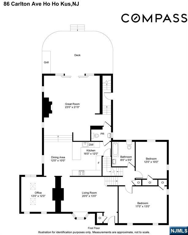 Main image without alt text