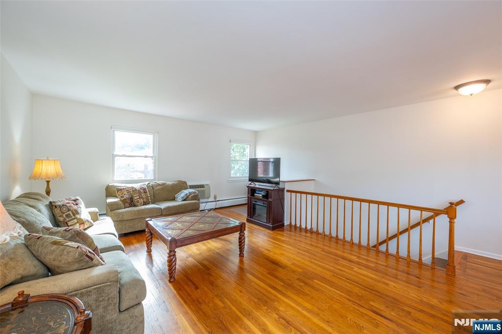 79 Roseland Avenue 74
