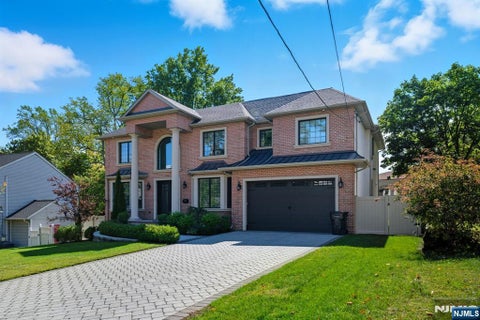 Photo of 146 Stuart Street, Paramus, NJ 07652 (MLS # 26035820)