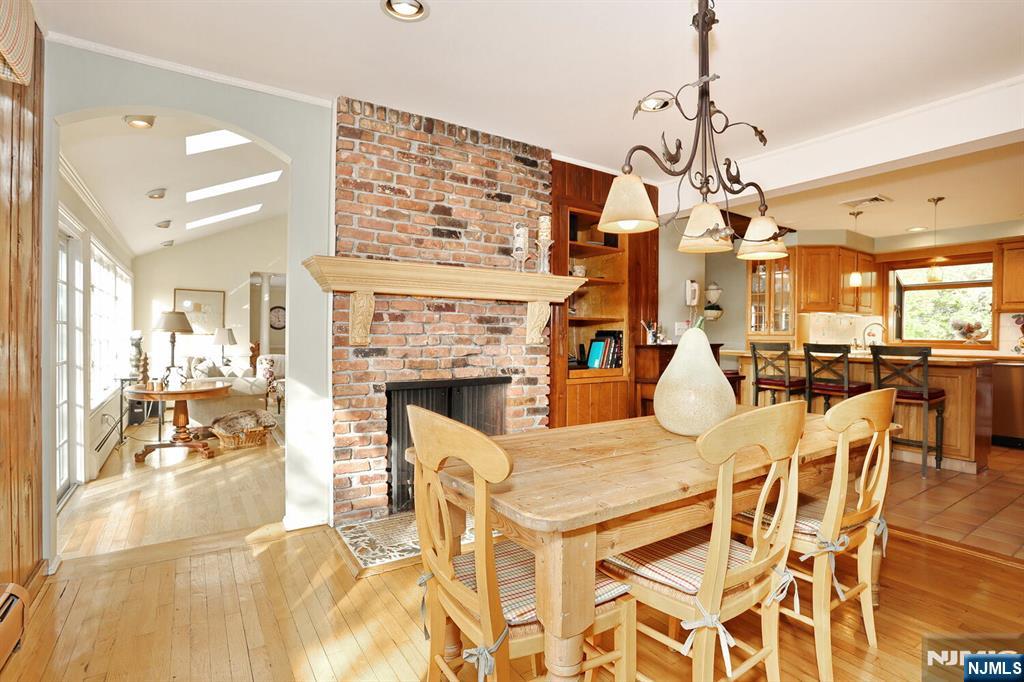 20 Spring Valley Road