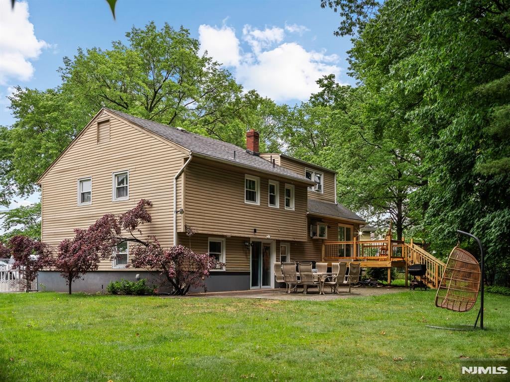 17 Ravine Court