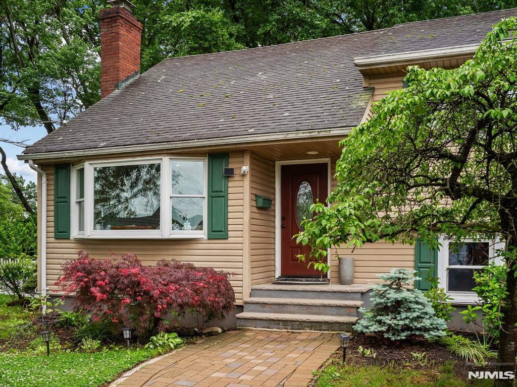 17 Ravine Court