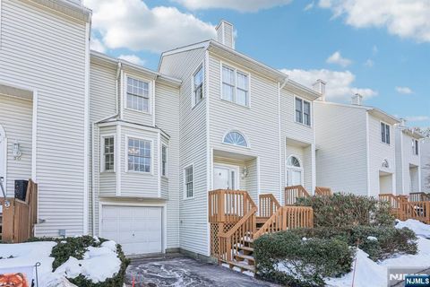 Photo of 52 Ryan Lane #1105, Lincoln Park Borough, NJ 07035 (MLS # 26004673)