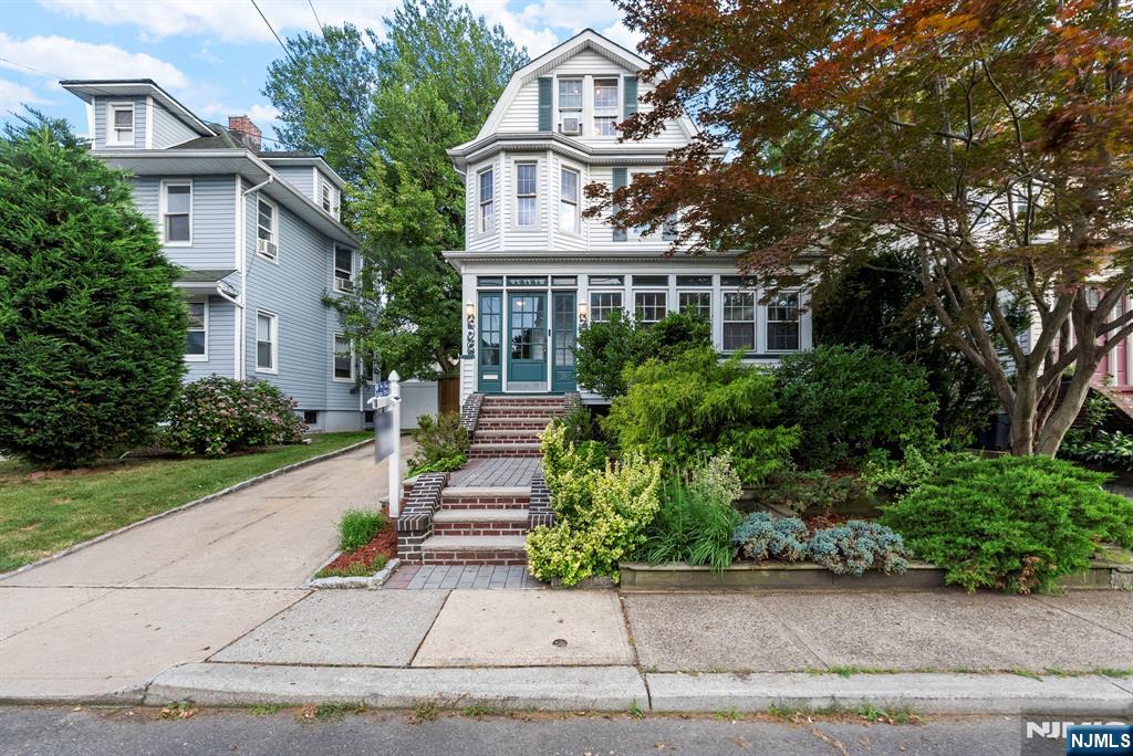 35 Edwin Street