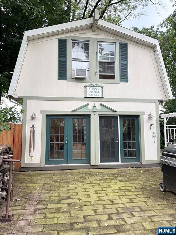 35 Edwin Street