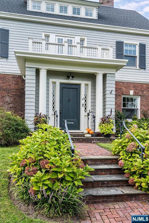 42 Hamilton Road