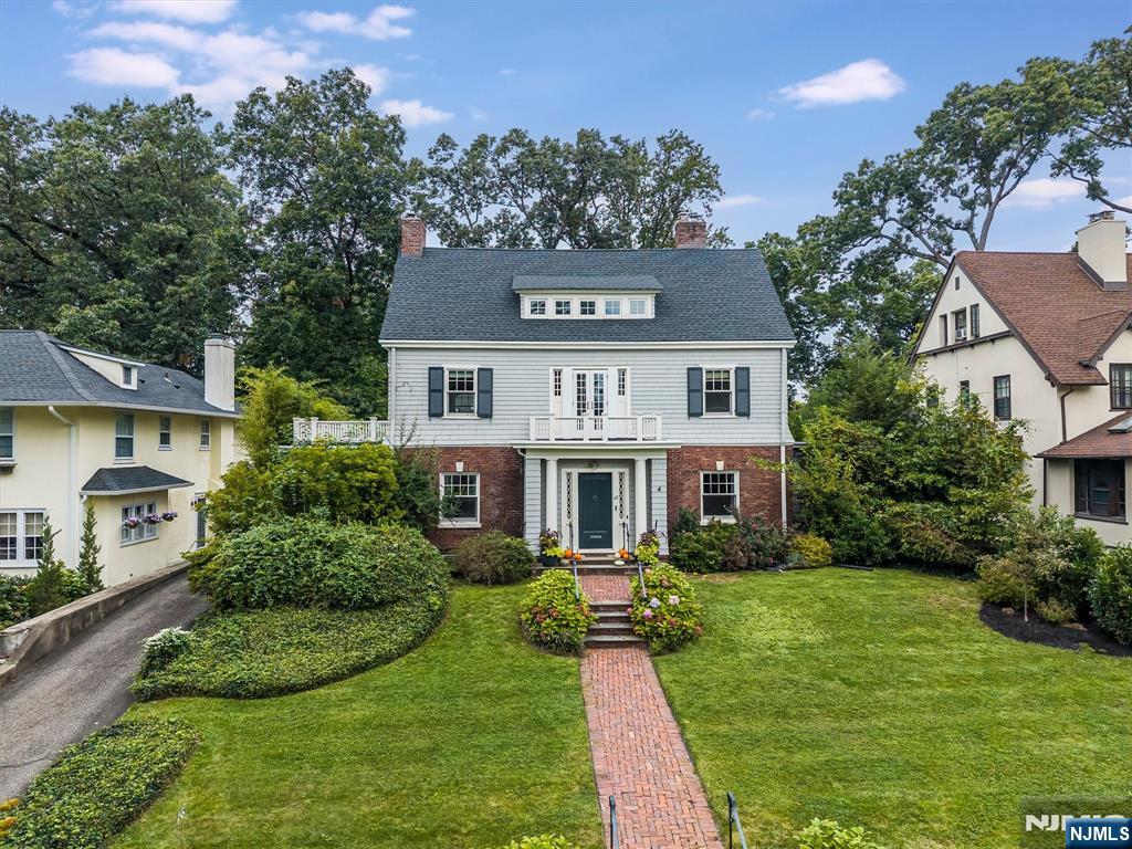 42 Hamilton Road