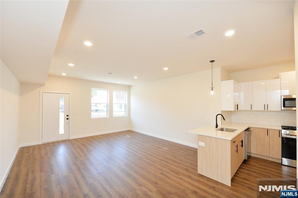 91 Union Street 12A