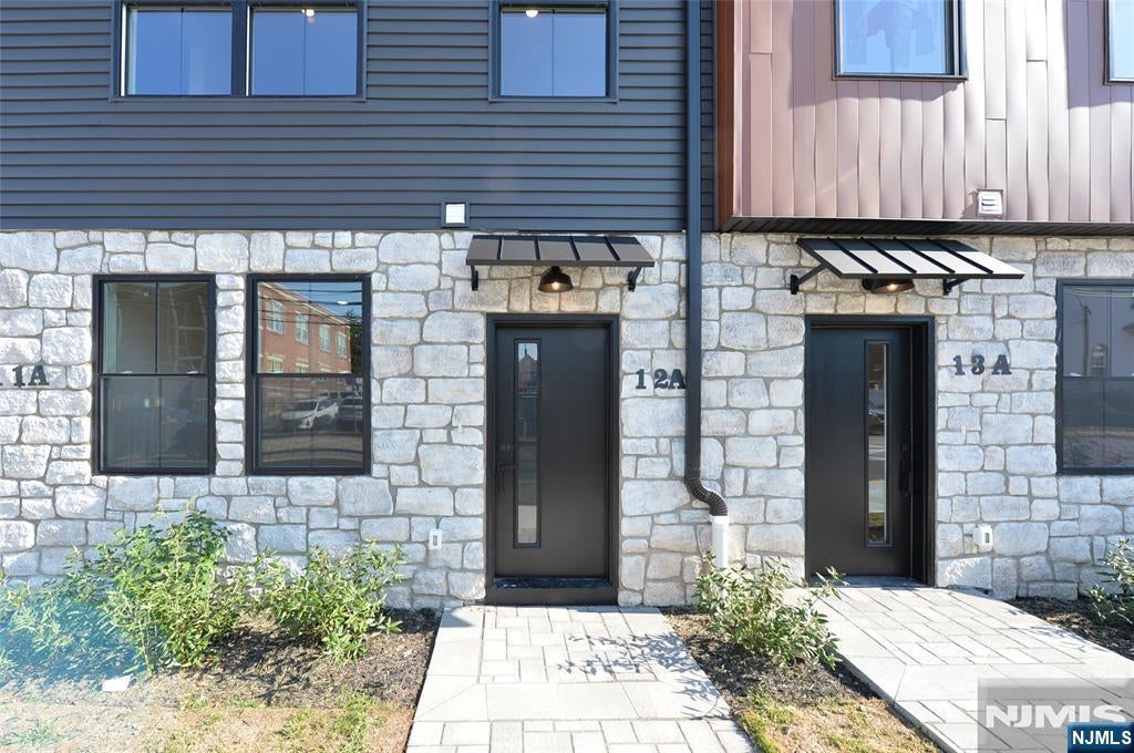 91 Union Street 12A