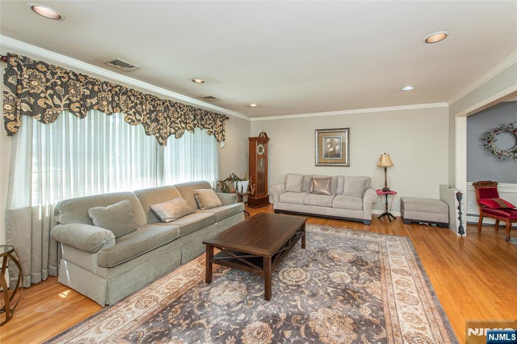 17 Morningside Circle