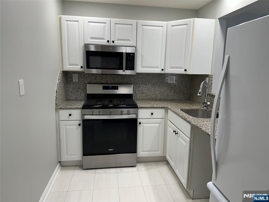 131 Clinton Place 115