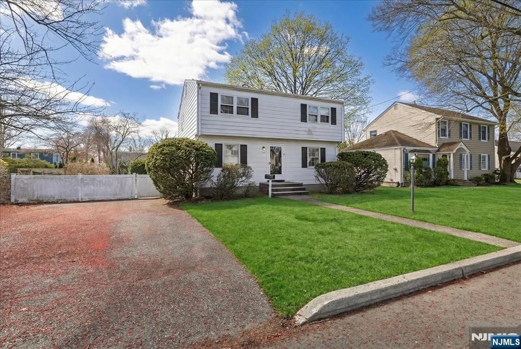 Photo of 705 Wilson Ct, River Vale, NJ 07675 (MLS # 26011706)