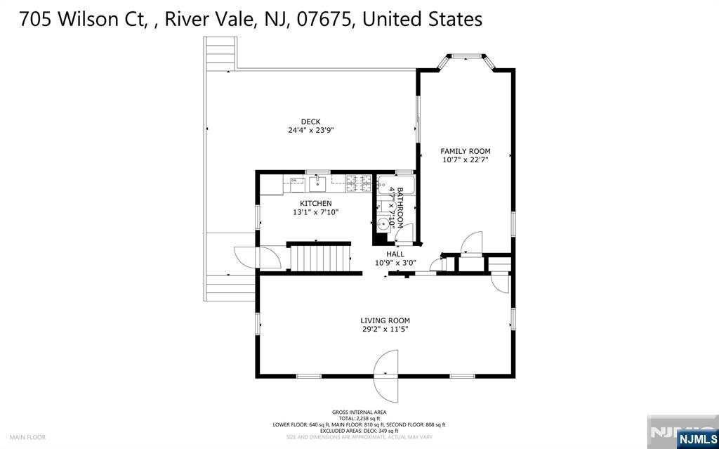 Main image without alt text