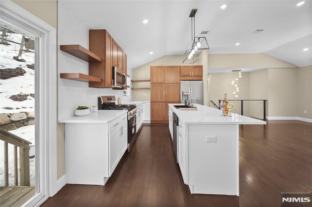 550 Ramapo Valley Road