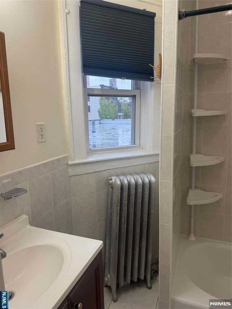 100 S Washington Avenue 3