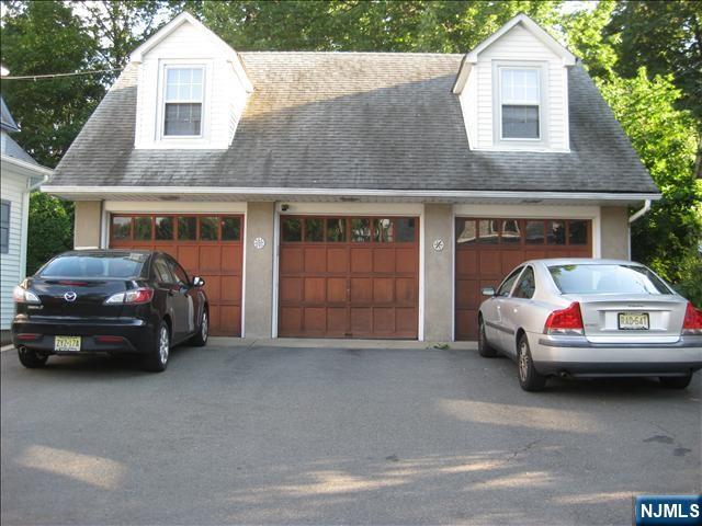 102 S Maple Avenue 3