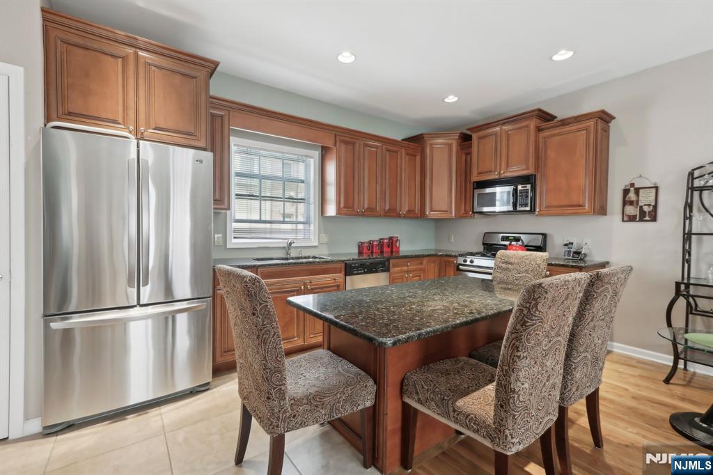308 Hamilton Place 21