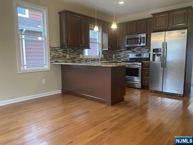Rental Property at 15 William St, Rochelle Park, New Jersey - Bedrooms: 1 
Bathrooms: 1 
Rooms: 4  - $1,975 MO.